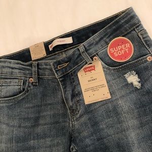 NEW levi’s skinny jeans